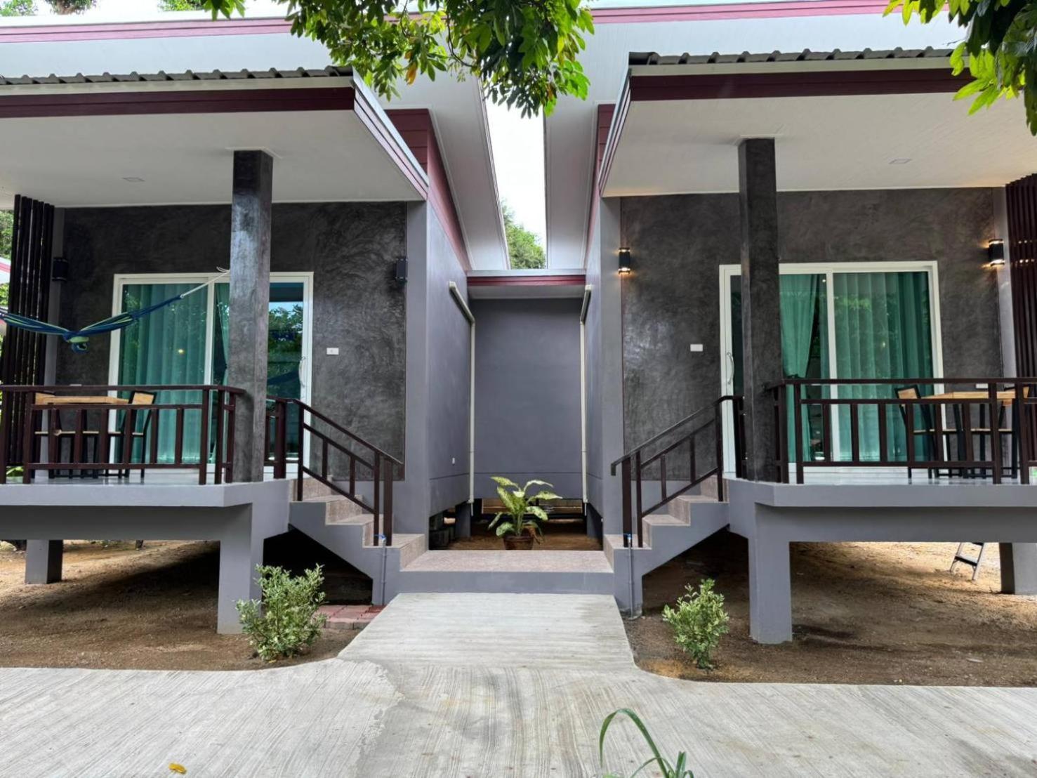 Pana Long Beach Resort - Sha Plus Ko Lanta Exterior foto