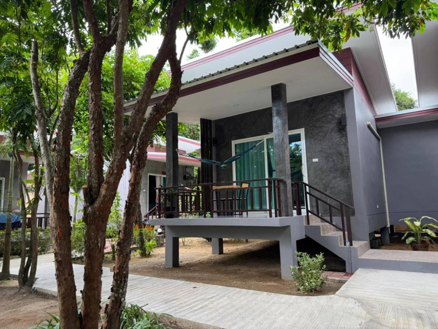 Pana Long Beach Resort - Sha Plus Ko Lanta Exterior foto